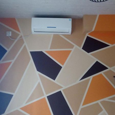 Hotel Isani ティビリシ 部屋 写真