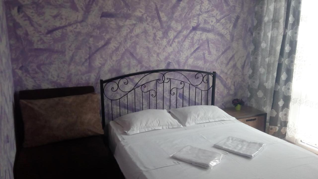Hotel Isani ティビリシ エクステリア 写真