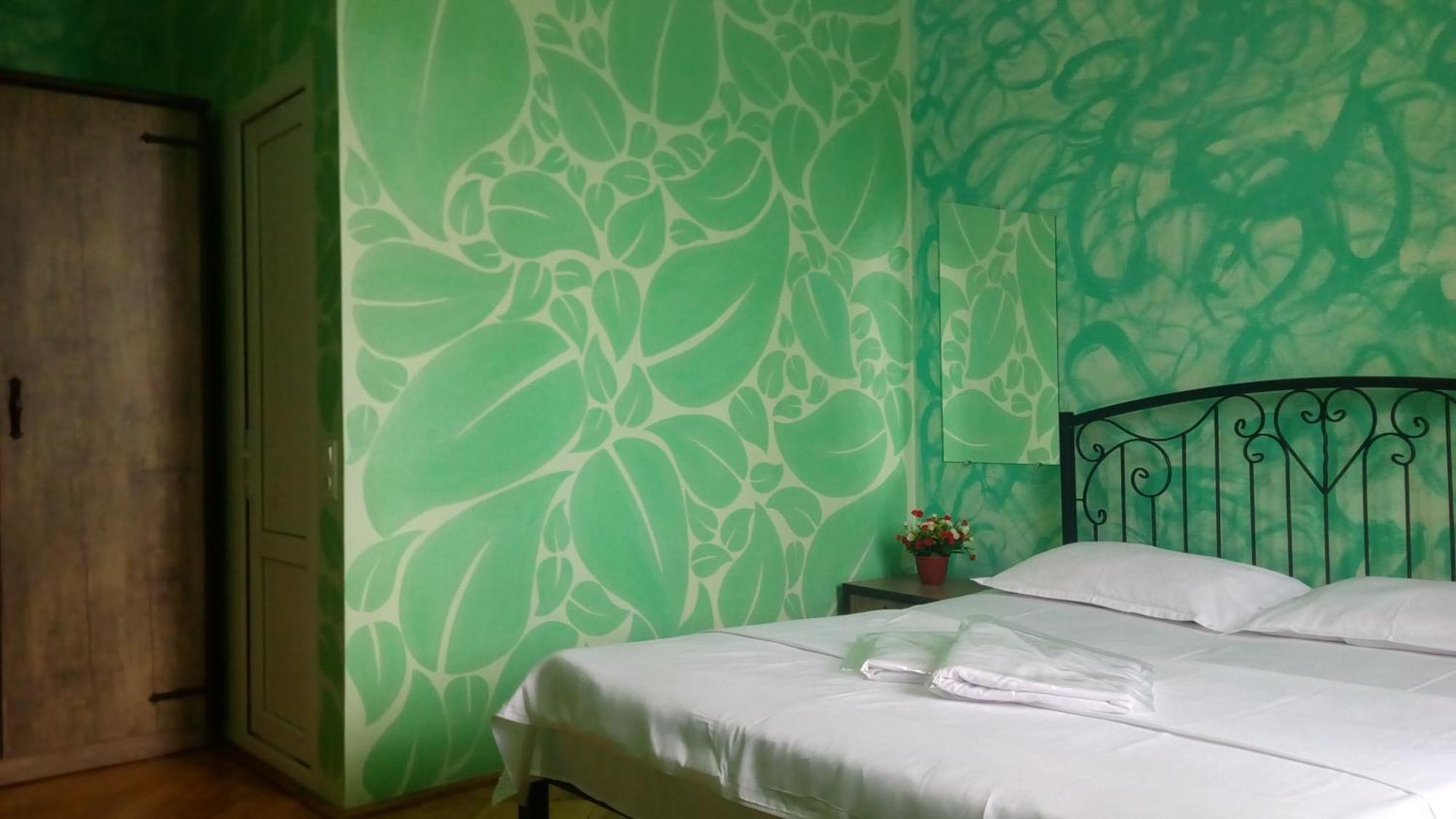 Hotel Isani ティビリシ 部屋 写真